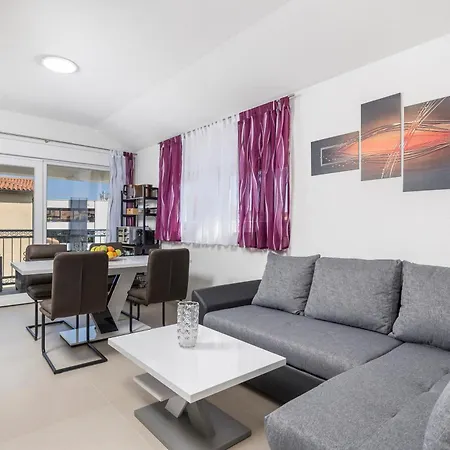 Adults Only Samantha By Irundo Apartment