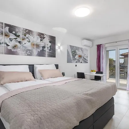 Apartment Adults Only Samantha By Irundo Rovinj