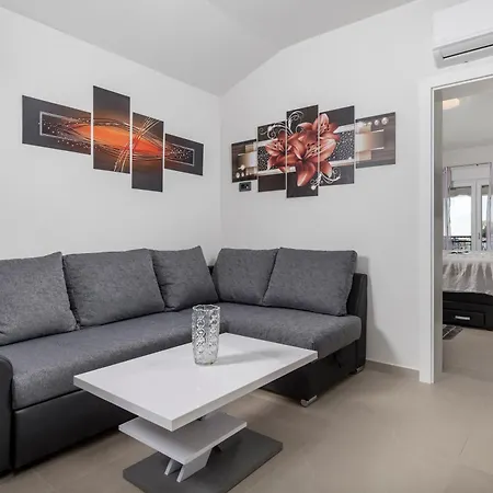 Adults Only Samantha By Irundo Apartment *